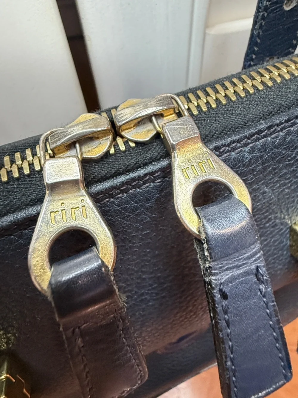 Classic Dooney & Bourke All Weather Leather Purse in Navy